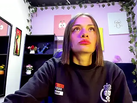 Snapshot of Tammy_Thompson_ chatting on 09/10/25, 01:55 Tammy Thompson  online show from 09/10/25, 01:55