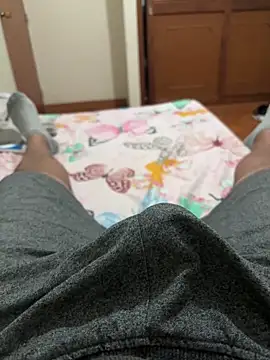 Snapshot of vergeta19 chatting on 09/26/25, 12:25 vergeta19 online show from 09/26/25, 12:25