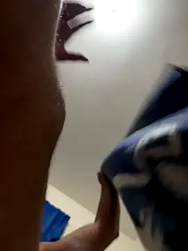 Snapshot of vergeta19 chatting on 10/01/25, 04:29 vergeta19 online show from 10/01/25, 04:29