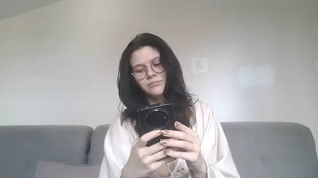 LaVostraDorothy online show from 11/13/25, 10:25