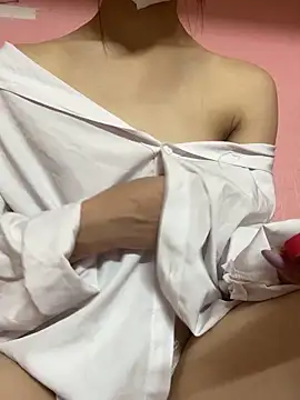 Leyleisanmay online show from 09/13/25, 03:01