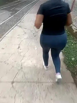 Snapshot of LuceroyFelipe chatting on 12/03/25, 09:57 LuceroyFelipe online show from 12/03/25, 09:57