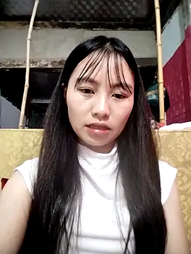 Snapshot of __Sasulq__ chatting on 10/17/25, 08:17   Sasulq   online show from 10/17/25, 08:17