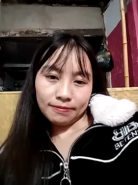 Snapshot of __Sasulq__ chatting on 10/18/25, 07:25   Sasulq   online show from 10/18/25, 07:25