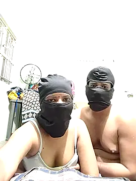 Snapshot of crazcy-couples chatting on 09/09/25, 05:12 crazcy-couples online show from 09/09/25, 05:12