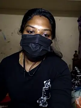 Snapshot of Tamil_Attitude_queen chatting on 05/21/26, 06:26 Tamil Attitude queen online show from 05/21/26, 06:26