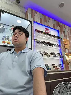 gayfucuxuc online show from 09/24/25, 04:49