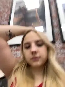 Sky Cutie online show from 10/03/25, 04:53