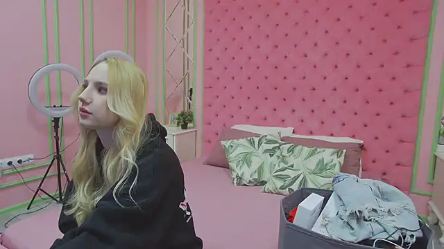Sky Cutie online show from 05/28/26, 03:26