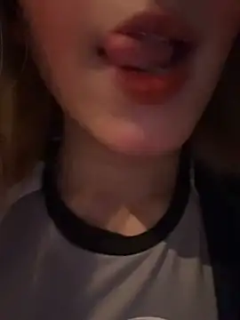 Snapshot of SweetBunnyGF chatting on 02/10/26, 12:04 SweetBunnyGF online show from 02/10/26, 12:04