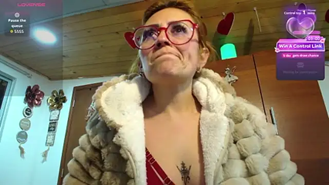 Victoria Fallon online show from 04/09/26, 11:54