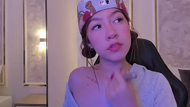 Snapshot of doll_eyees_ chatting on 09/20/25, 03:51 doll eyees online show from 09/20/25, 03:51