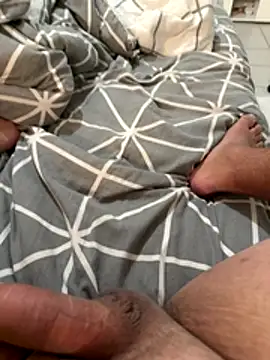 julienCr7 online show from 11/19/25, 03:12