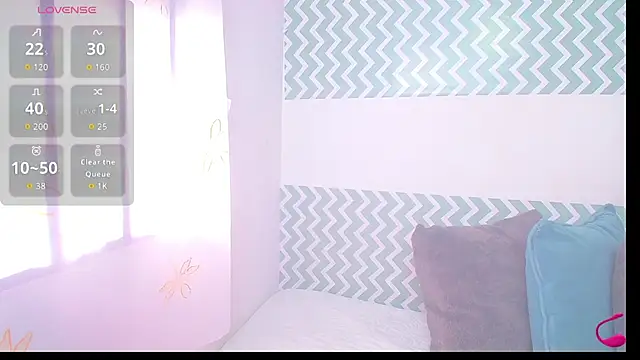 Snapshot of CataleyaWilson369 chatting on 10/02/25, 07:43 CataleyaWilson369 online show from 10/02/25, 07:43