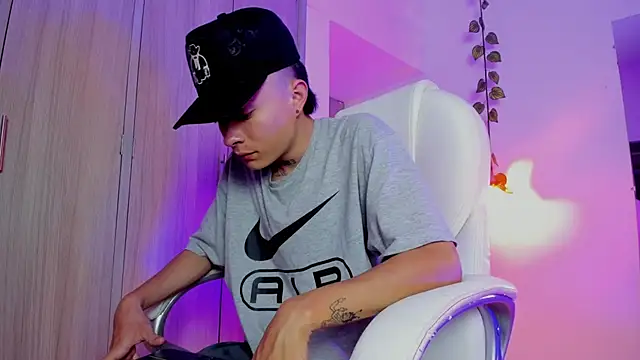 Nascary Fox online show from 09/11/25, 07:47