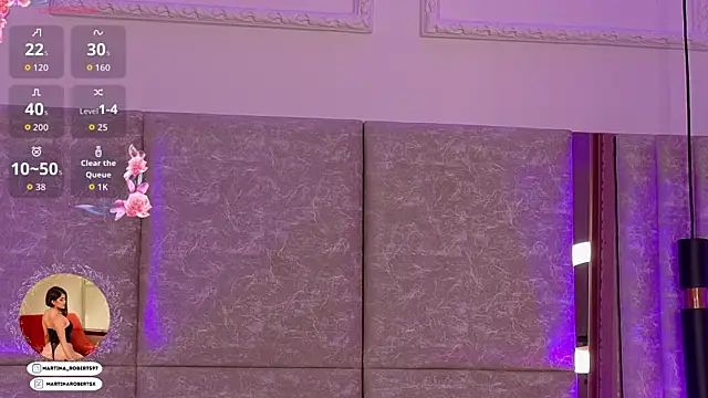 Snapshot of Martina-Roberts- chatting on 10/22/25, 03:51 Martina-Roberts- online show from 10/22/25, 03:51