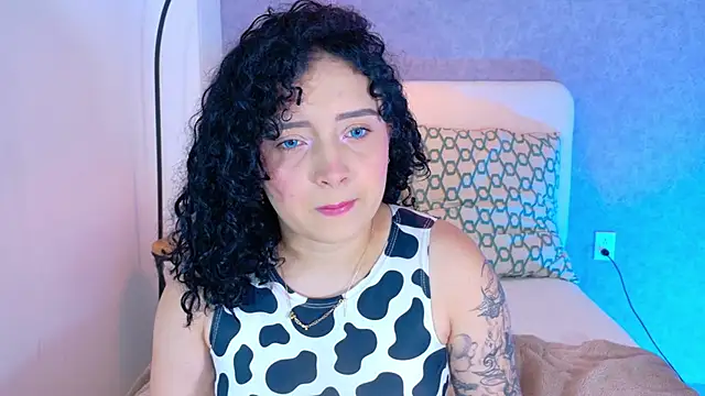 Tracielowe w online show from 10/31/25, 03:29