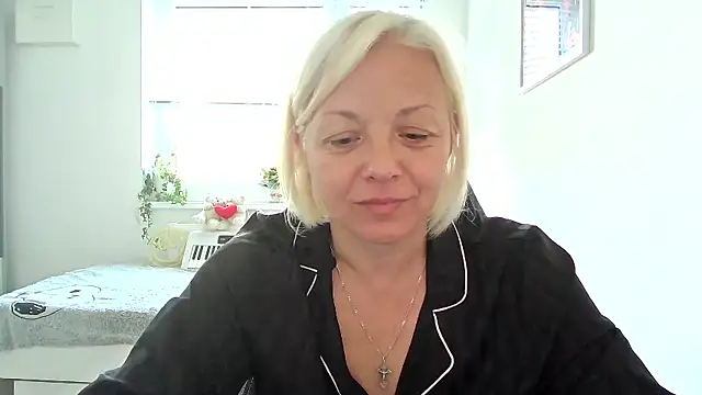 Linsy Kim online show from 09/28/25, 07:14