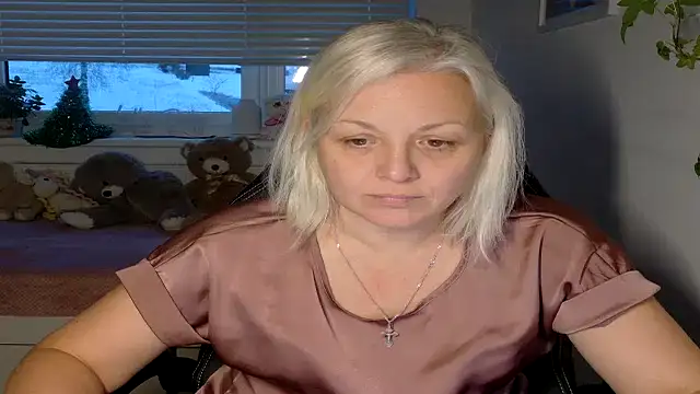 Linsy Kim online show from 02/15/26, 04:36