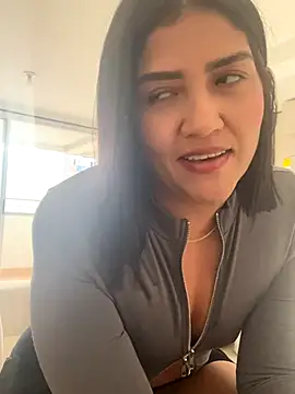 Snapshot of Lustunionn chatting on 09/15/25, 09:04 Lustunionn online show from 09/15/25, 09:04