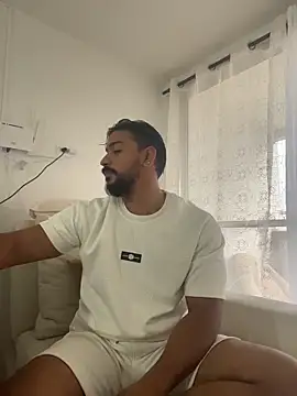 Snapshot of Lustunionn chatting on 09/27/25, 09:42 Lustunionn online show from 09/27/25, 09:42