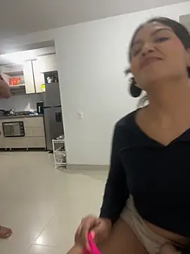 Snapshot of Lustunionn chatting on 10/22/25, 10:42 Lustunionn online show from 10/22/25, 10:42