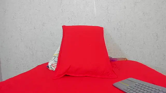 scarlett646 online show from 10/17/25, 03:10