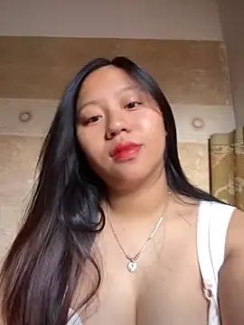 maianhcute online show from 09/19/25, 12:45