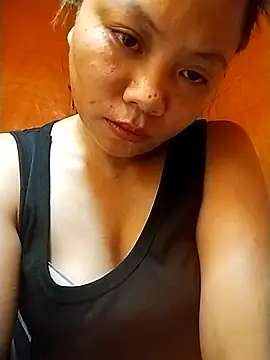 Snapshot of venu00 chatting on 09/14/25, 11:04 venu00 online show from 09/14/25, 11:04