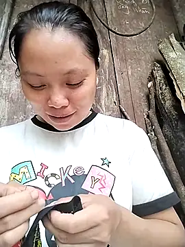 Snapshot of venu00 chatting on 10/20/25, 02:01 venu00 online show from 10/20/25, 02:01