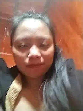 Snapshot of venu00 chatting on 10/26/25, 04:07 venu00 online show from 10/26/25, 04:07