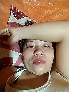 Snapshot of venu00 chatting on 10/30/25, 07:47 venu00 online show from 10/30/25, 07:47