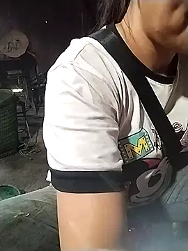 Snapshot of venu00 chatting on 11/16/25, 05:35 venu00 online show from 11/16/25, 05:35