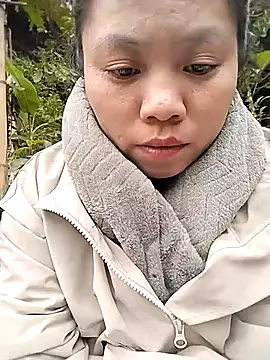 Snapshot of venu00 chatting on 11/20/25, 02:01 venu00 online show from 11/20/25, 02:01