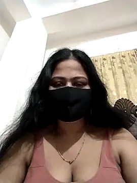 Snapshot of Neha-37 chatting on 10/20/25, 04:40 Neha-37 online show from 10/20/25, 04:40