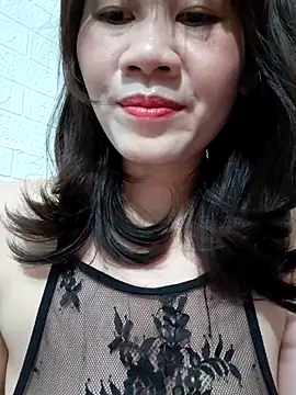 Snapshot of Singlemom69x chatting on 06/21/26, 01:13 Singlemom69x online show from 06/21/26, 01:13