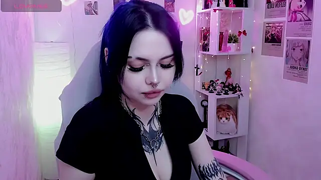 Snapshot of Morana_Batt chatting on 06/06/26, 02:05 Morana Batt online show from 06/06/26, 02:05