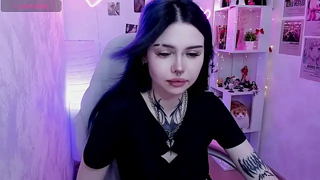 Snapshot of Morana_Batt chatting on 06/16/26, 02:14 Morana Batt online show from 06/16/26, 02:14
