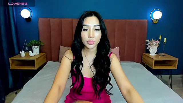 Jennifer Munoz online show from 10/15/25, 08:03