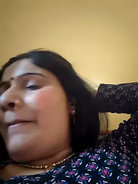 Snapshot of Rakhi99x chatting on 04/09/26, 11:26 Rakhi99x online show from 04/09/26, 11:26