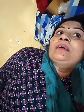 Snapshot of Rakhi99x chatting on 04/10/26, 03:12 Rakhi99x online show from 04/10/26, 03:12