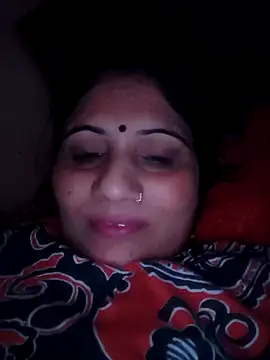Snapshot of Rakhi99x chatting on 04/20/26, 08:17 Rakhi99x online show from 04/20/26, 08:17