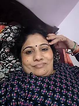 Snapshot of Rakhi99x chatting on 05/08/26, 09:58 Rakhi99x online show from 05/08/26, 09:58