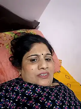 Snapshot of Rakhi99x chatting on 05/12/26, 10:34 Rakhi99x online show from 05/12/26, 10:34