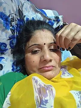 Snapshot of Rakhi99x chatting on 05/22/26, 03:06 Rakhi99x online show from 05/22/26, 03:06
