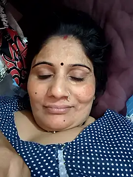 Snapshot of Rakhi99x chatting on 05/29/26, 02:09 Rakhi99x online show from 05/29/26, 02:09