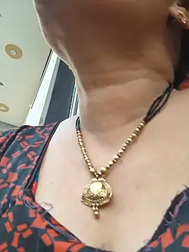 Snapshot of Rakhi99x chatting on 06/11/26, 12:36 Rakhi99x online show from 06/11/26, 12:36