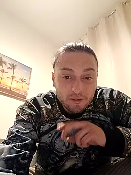 Woodern online show from 12/03/25, 09:02