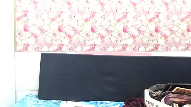 Snapshot of indianmystica694u chatting on 09/10/25, 06:08 indianmystica694u online show from 09/10/25, 06:08