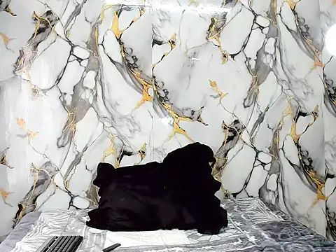 Snapshot of indianmystica694u chatting on 10/21/25, 06:03 indianmystica694u online show from 10/21/25, 06:03